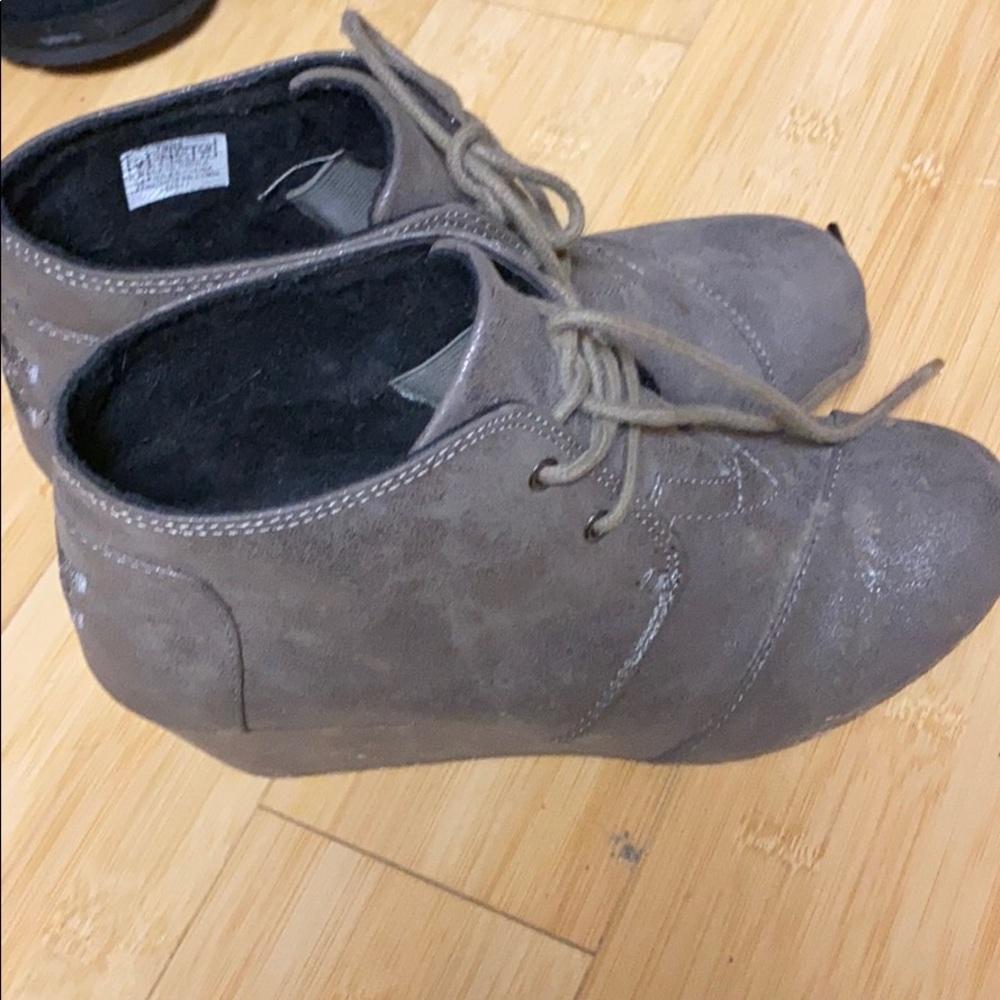 Toms wedge